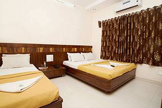 Hotel Sai Vishwakarma Palace, Shirdi 4